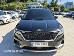 2023 Kia Carnival Diesel 9-Seater Noblesse — фото 3