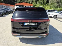2023 Kia Carnival Diesel 9-Seater Noblesse — фото 4