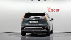 2022 Kia Niro Signature — фото 4