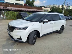 2023 Kia Carnival Diesel 9-Seater Prestige — фото 12