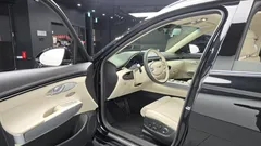 2023 Genesis GV70 2.5T Gasoline 2WD — фото 10