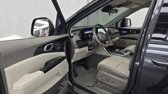 2023 Kia Carnival Diesel 11-Seater Signature — фото 10