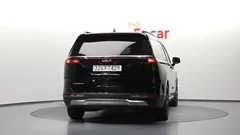 2023 Kia Carnival Diesel 9-Seater Noblesse — фото 4