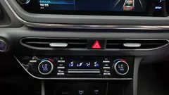 2023 Hyundai Sonata 2.0 — фото 18