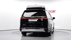 2023 Kia Carnival Diesel 7-Seater Hi-Limousine — фото 4