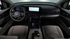 2023 Kia Carnival Diesel 7-Seater Hi-Limousine — фото 7