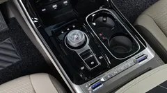 2023 Kia Carnival Diesel 7-Seater Hi-Limousine — фото 9