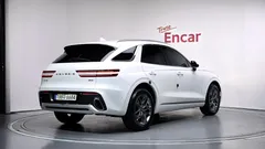 2023 Genesis GV70 2.5T Gasoline AWD — фото 2