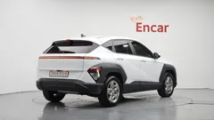 2023 Hyundai Kona Modern — фото 2