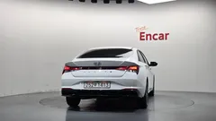 2023 Hyundai AVANTE Smart, белый — фото 4
