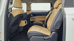 2023 Kia Carnival Diesel 9-Seater Prestige — фото 12