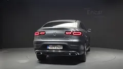 2022 Mercedes-Benz GLC-Class GLC300e 4MATIC Coupe — фото 4