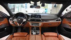 2022 BMW 7-Series 740Li xDrive Design Pure Excellence — фото 8