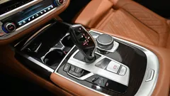 2022 BMW 7-Series 740Li xDrive Design Pure Excellence — фото 15
