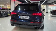 2026 Audi SQ7 4.0 TFSI Quattro — фото 8