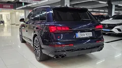 2026 Audi SQ7 4.0 TFSI Quattro — фото 9
