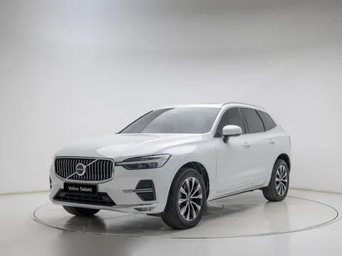 2024 Volvo XC60 B5 Ultimate Bright