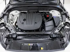 2024 Volvo XC60 B5 Ultimate Bright — фото 8