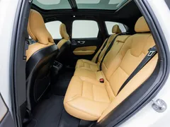 2024 Volvo XC60 B5 Ultimate Bright — фото 16