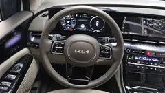 2023 Kia Carnival Gasoline 9-Seater Hi-Limousine — фото 13