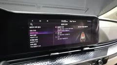 2023 Kia Carnival Gasoline 9-Seater Hi-Limousine — фото 17