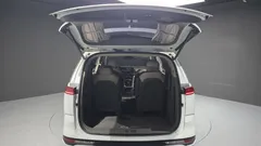 2023 Kia Carnival Gasoline 9-Seater Hi-Limousine — фото 20