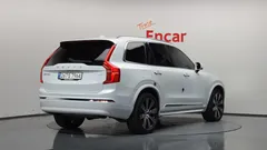 2023 Volvo XC90 T8 Ultimate Bright Hybrid — фото 2