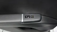 2023 Hyundai Grandeur 3.5 LPG 2WD (Taxi) — фото 20
