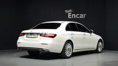 2022 Mercedes-Benz E-Class E220d 4MATIC Exclusive — фото 2