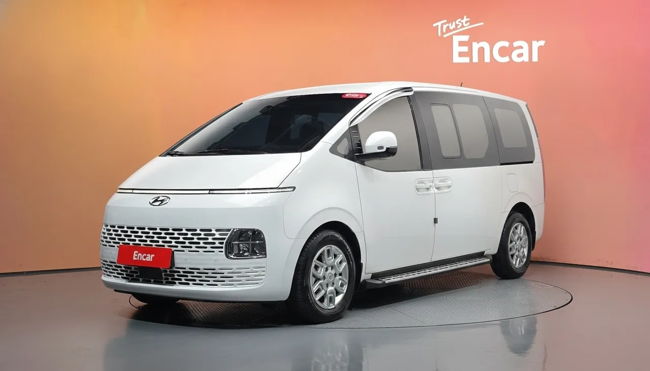 2023 Hyundai Staria Cargo 5-Seater