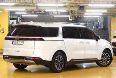 2023 Kia Carnival Diesel 9-Seater Noblesse — фото 3