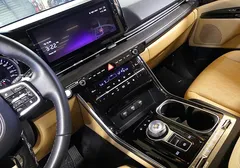 2023 Kia Carnival Diesel 9-Seater Noblesse — фото 10