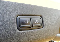 2023 Kia Carnival Diesel 9-Seater Noblesse — фото 20