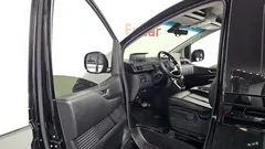 2024 Hyundai Staria Cargo 5-Seater — фото 10