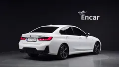 2023 BMW 3-Series 320i M Sport — фото 2