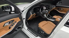 2023 BMW 3-Series 320i M Sport — фото 10