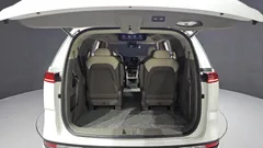 2023 Kia Carnival Gasoline 9-Seater Hi-Limousine — фото 17