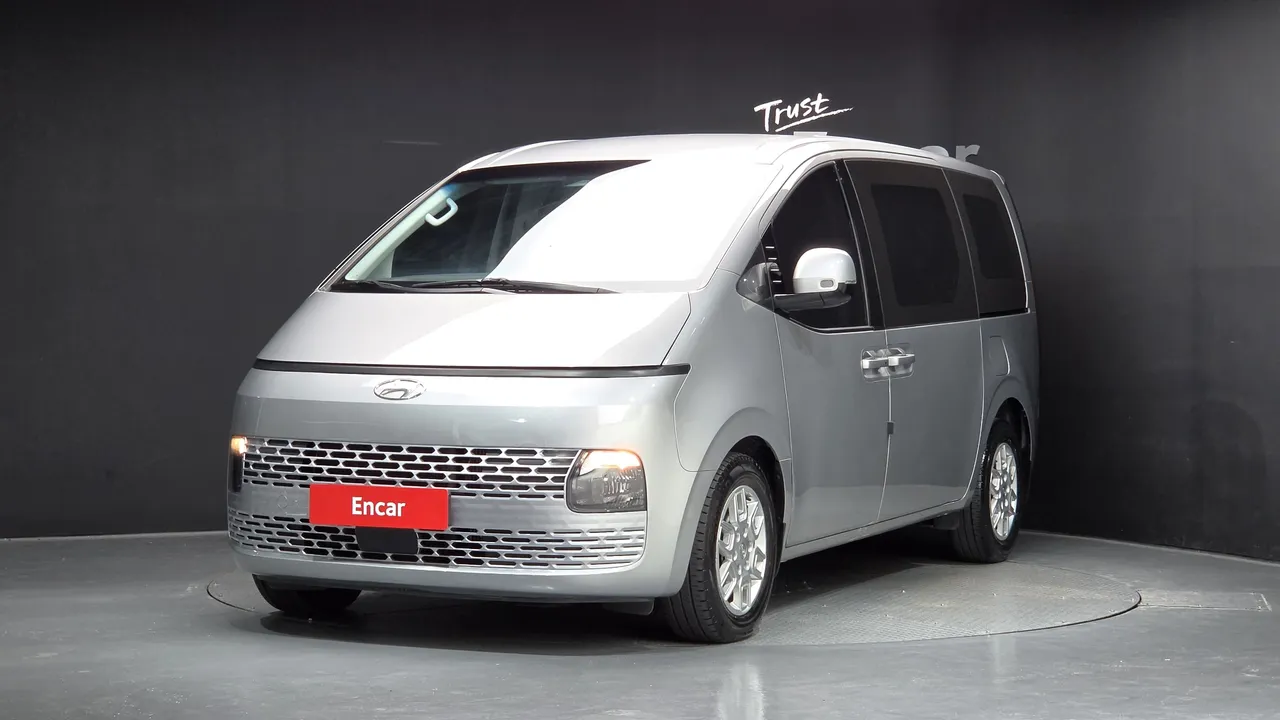 2022 Hyundai Staria Cargo 3-Seater