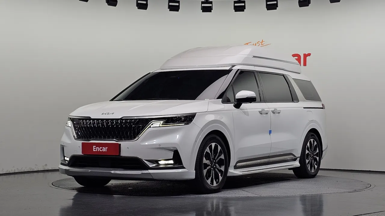 2023 Kia Carnival Diesel 9-Seater Hi-Limousine
