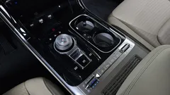 2023 Kia Carnival Diesel 9-Seater Hi-Limousine — фото 9