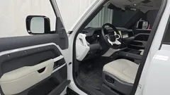 2023 Land Rover Defender 110 D300 HSE — фото 10