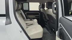 2023 Land Rover Defender 110 D300 HSE — фото 11