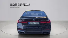 2022 BMW 7-Series 740Li xDrive M Sport Package — фото 4