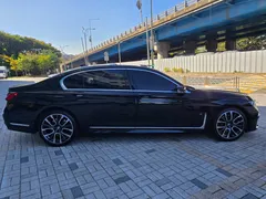 2022 BMW 7-Series 740Li xDrive M Sport Package — фото 11