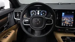 2021 Volvo V90 B5 Pro AWD, белый — фото 13