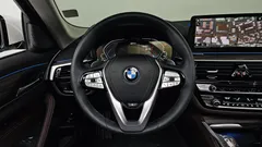 2022 BMW 5-Series 530e Luxury — фото 13