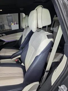 2022 BMW X7 xDrive 40i M Sport Online Exclusive Edition 6 Seater — фото 12