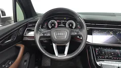 2022 Audi Q7 45 TDI Quattro Premium — фото 12