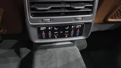 2022 Audi Q7 45 TDI Quattro Premium — фото 19
