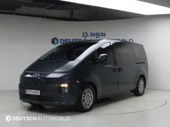 2022 Hyundai Staria Tourer 11-Seater — фото 12